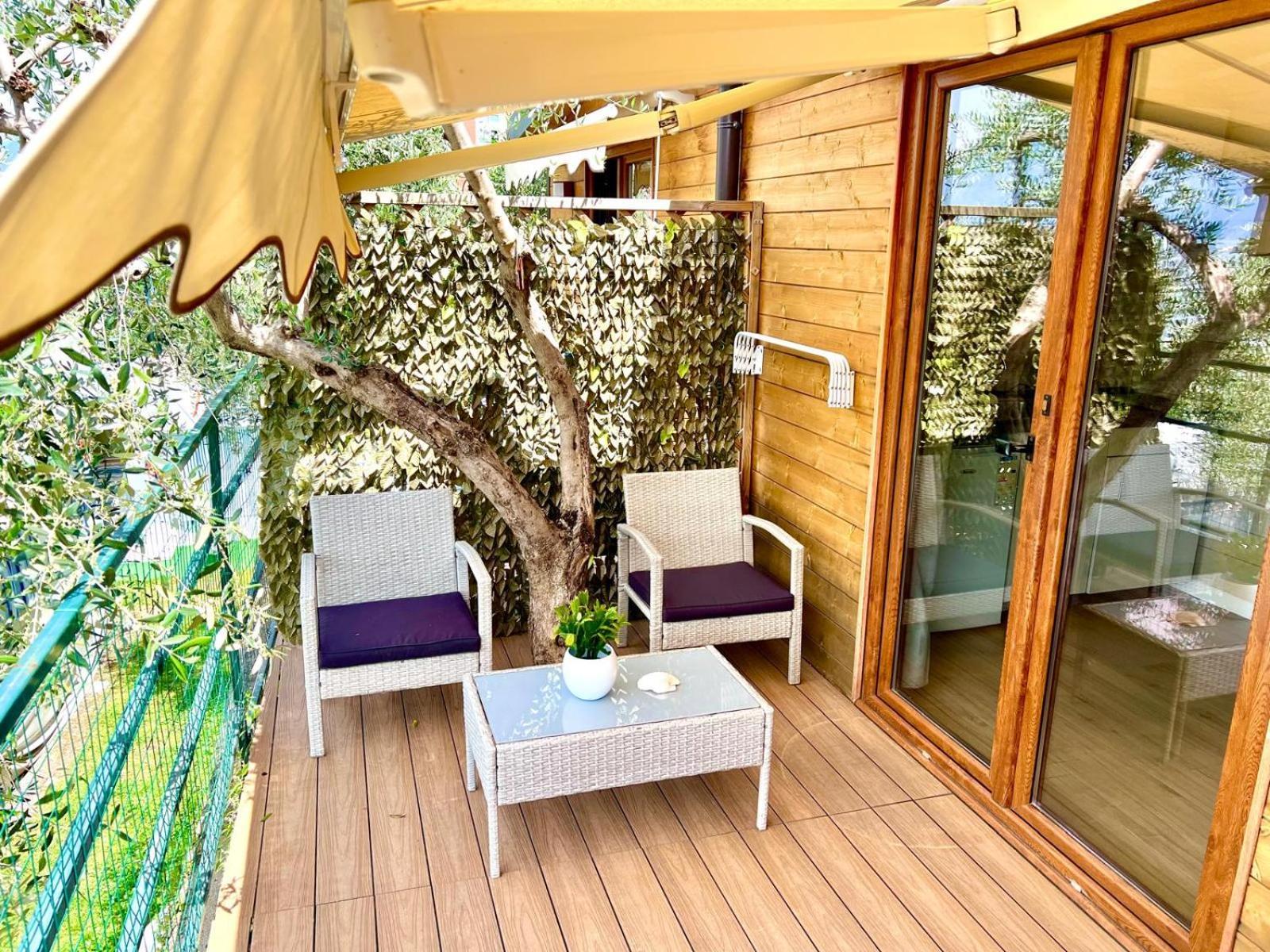 Monja Camping Village Brenzone sul Garda Exterior photo