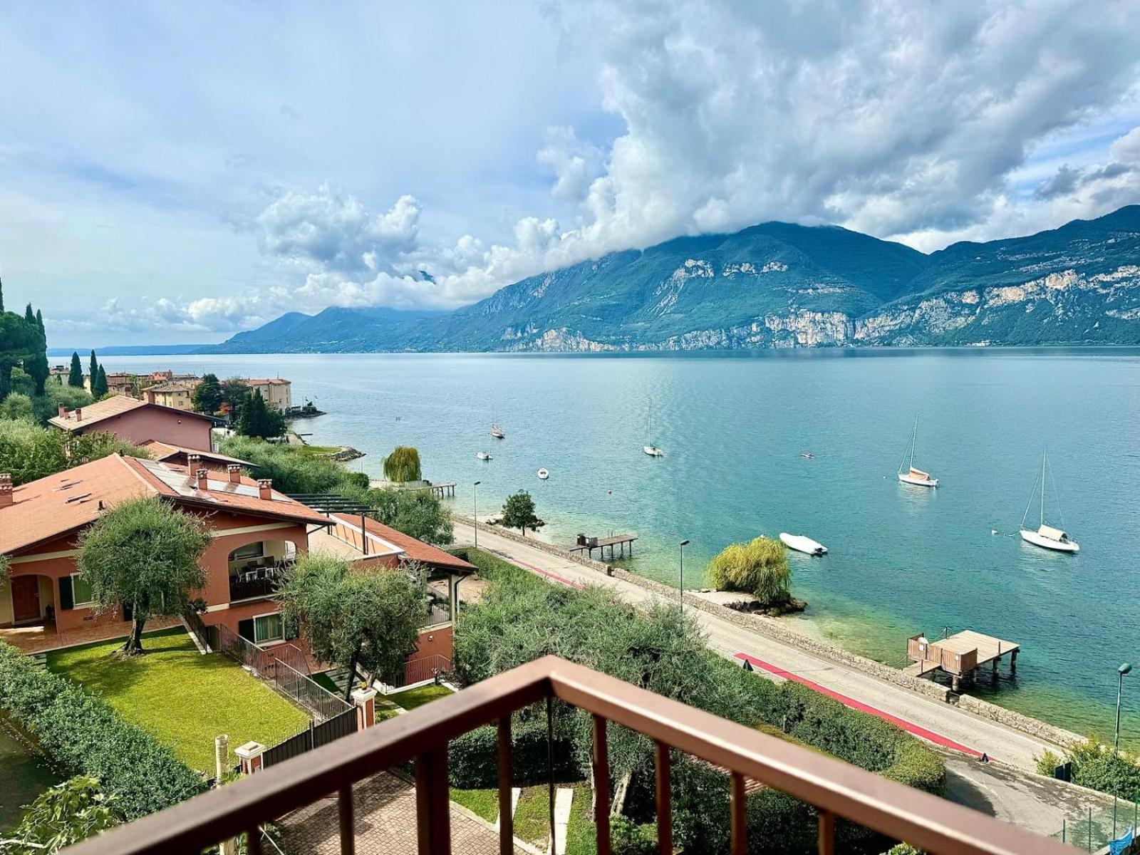 Monja Camping Village Brenzone sul Garda Exterior photo
