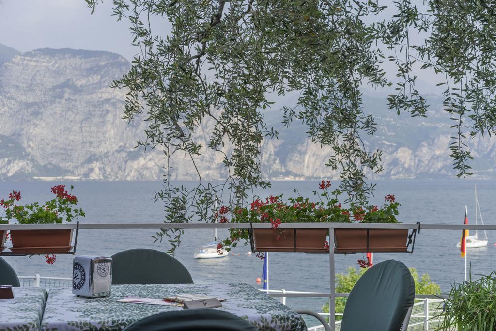Monja Camping Village Brenzone sul Garda Exterior photo